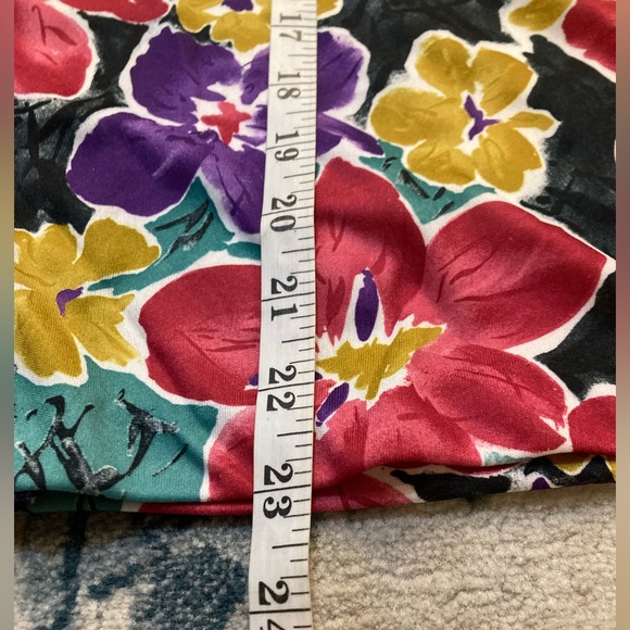 C01 Bridge Gate VTG Satin Top Button Up Blouse Shoulder Pads Floral Medium - Picture 8 of 9